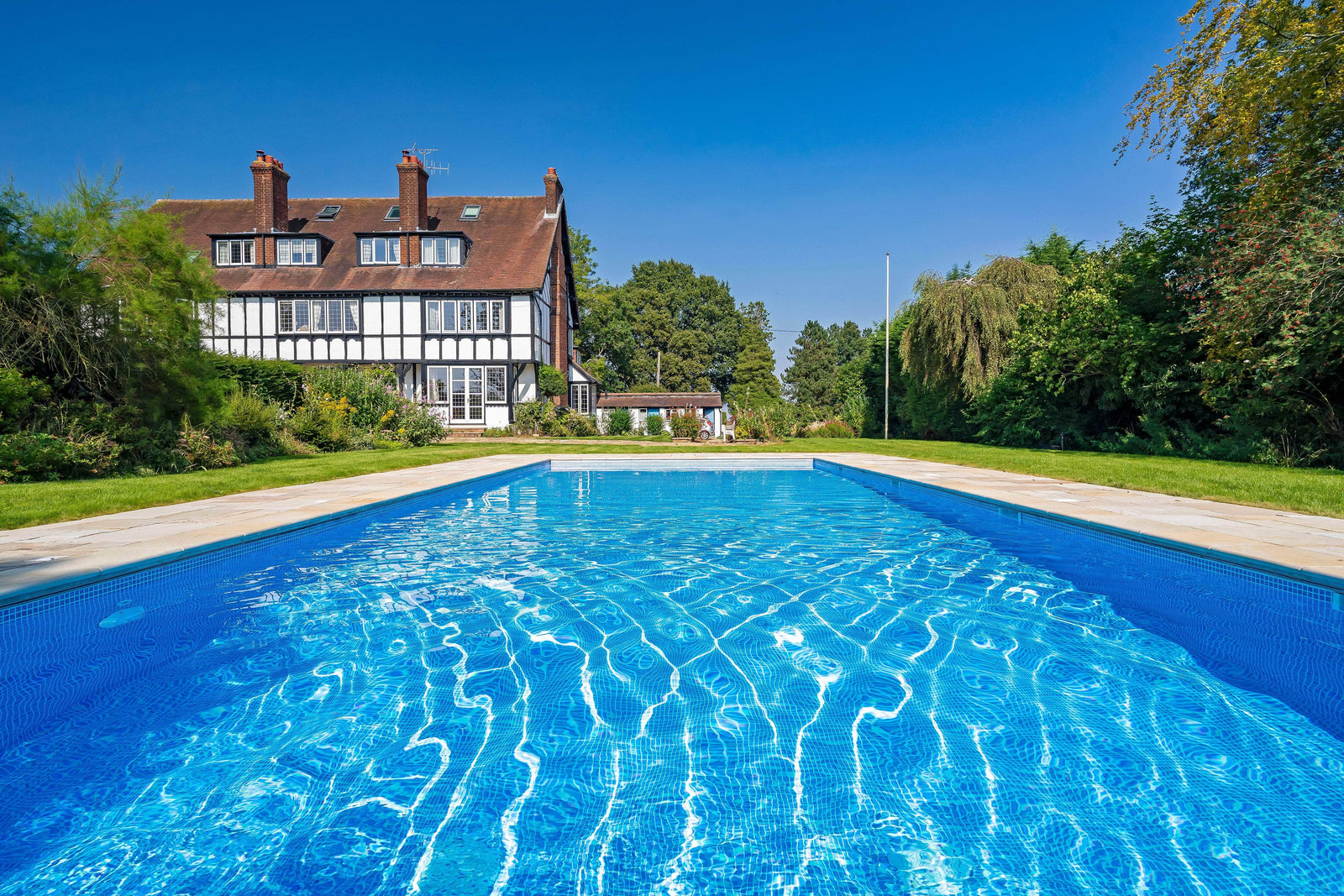 Projects – Deep End Pools