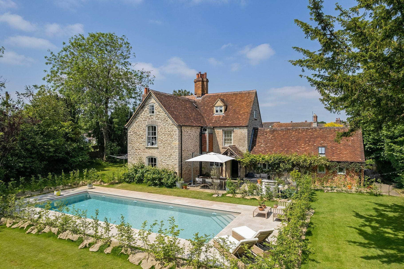 Projects – Deep End Pools