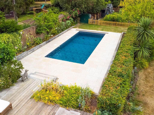 Irresistible Iver Swimming Pool