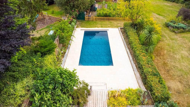 Irresistible Iver Swimming Pool