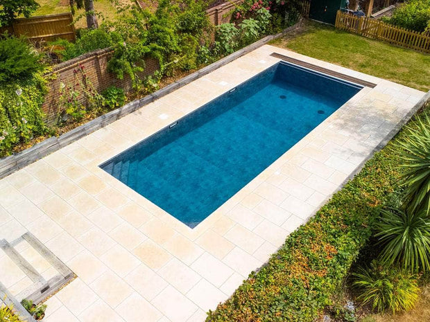 Irresistible Iver Swimming Pool