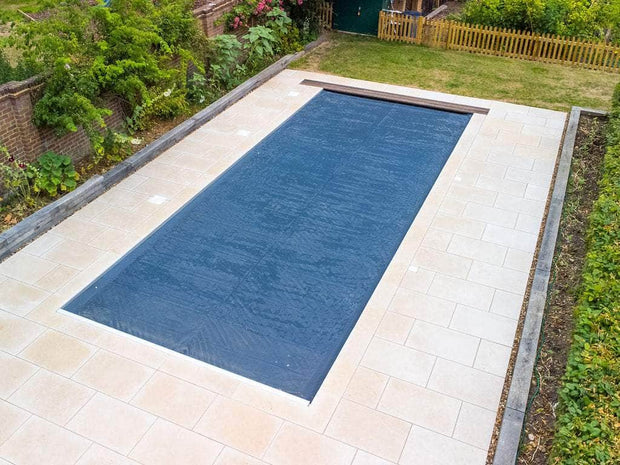 Irresistible Iver Swimming Pool