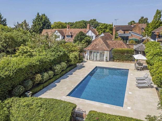 Wonderful Windsor Green Swimming Pool