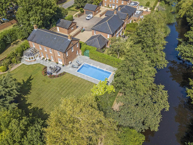 Outdoor Pool Construction Windsor