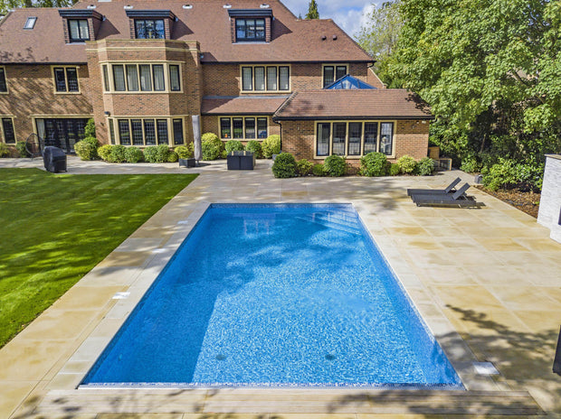 Bold Beaconsfield Swimming Pool