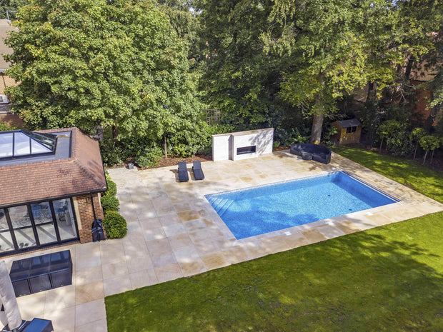 Bold Beaconsfield Swimming Pool