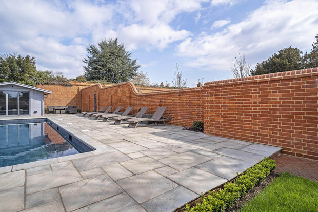 Harmonic Hambledon Swimming Pool
