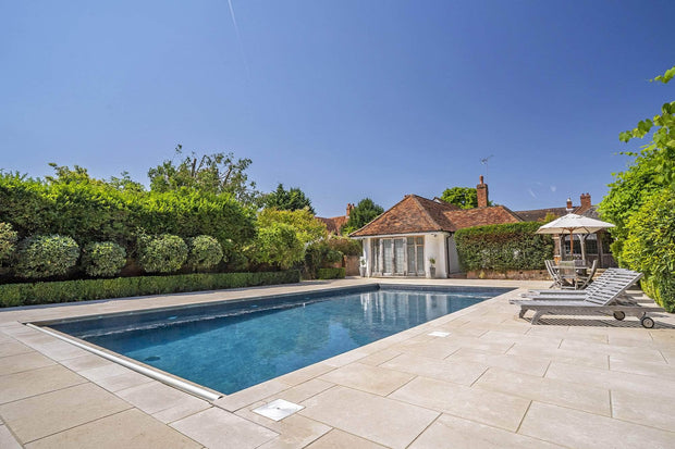 Wonderful Windsor Green Swimming Pool