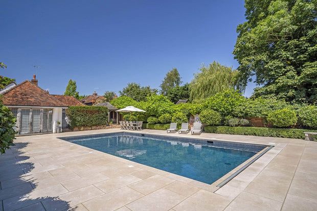 Wonderful Windsor Green Swimming Pool