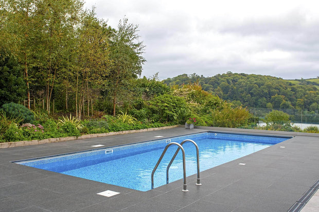 Dazzling Devon Swimming Pool