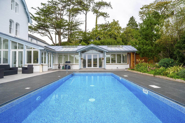 Dazzling Devon Swimming Pool