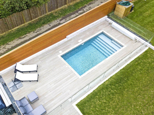 Marvelous Marlow Swimming Pool