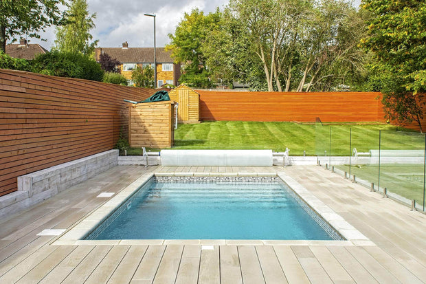 Marvelous Marlow Swimming Pool